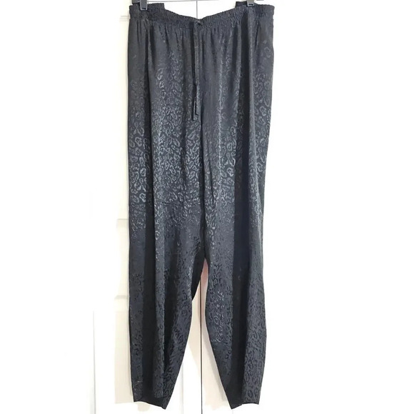 NWT Lane Bryant Women's Pants 26/28 Plus Black Leopard‎ Print - Picture 1 of 8